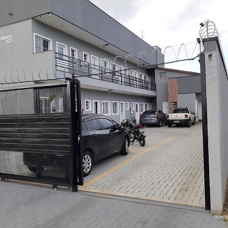 Apartamento Loft05 Garagem Wifi próximo Aparecida e Indústrias Pindamonhangaba Exterior foto