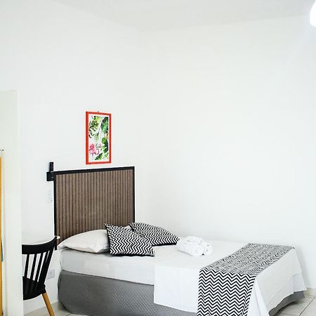 Apartamento Loft05 Garagem Wifi próximo Aparecida e Indústrias Pindamonhangaba Exterior foto